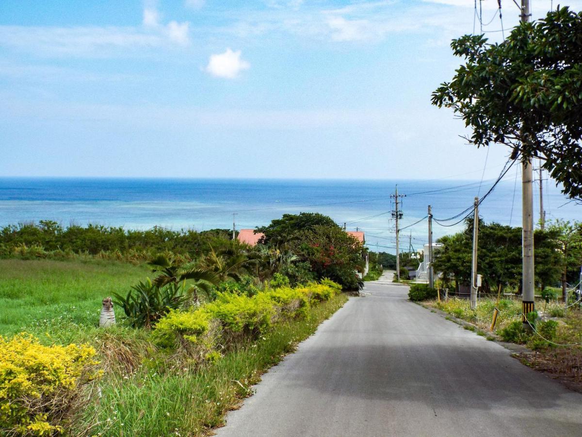 Отель Asobibase Yamabare-House Ishigaki  Экстерьер фото
