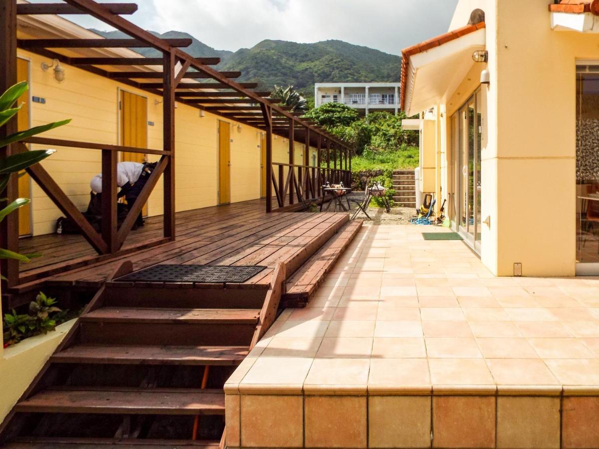 Отель Asobibase Yamabare-House Ishigaki  Экстерьер фото
