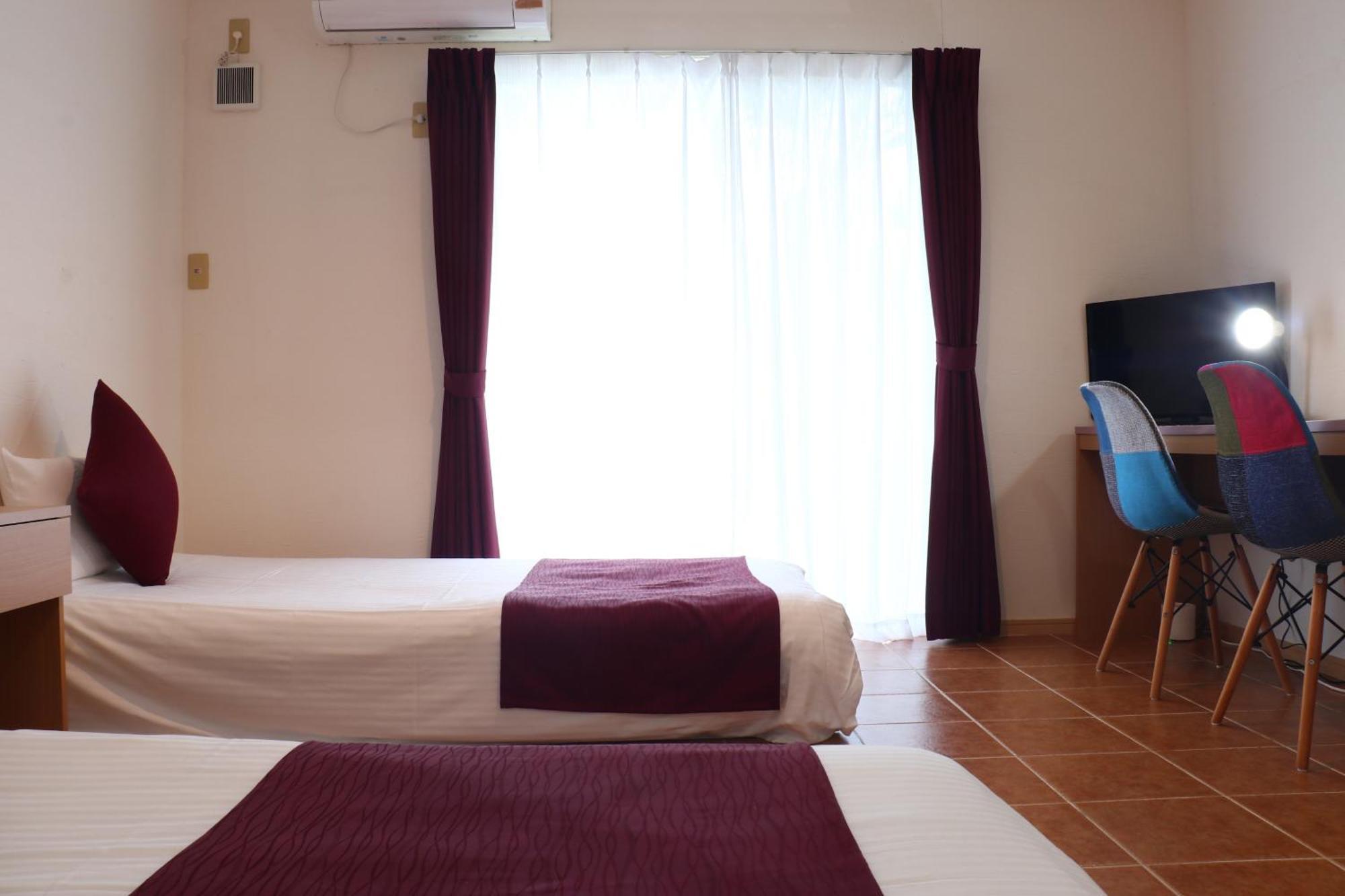 Отель Asobibase Yamabare-House Ishigaki  Экстерьер фото
