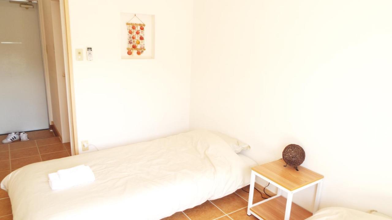 Отель Asobibase Yamabare-House Ishigaki  Экстерьер фото